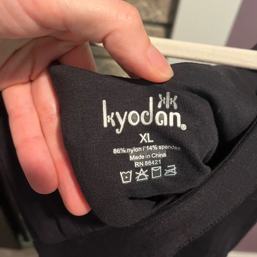 NWT KYODAN Black Sleeveless Athletic Workout Gym Tank Top Shirt Women's … - Picture 4 of 11